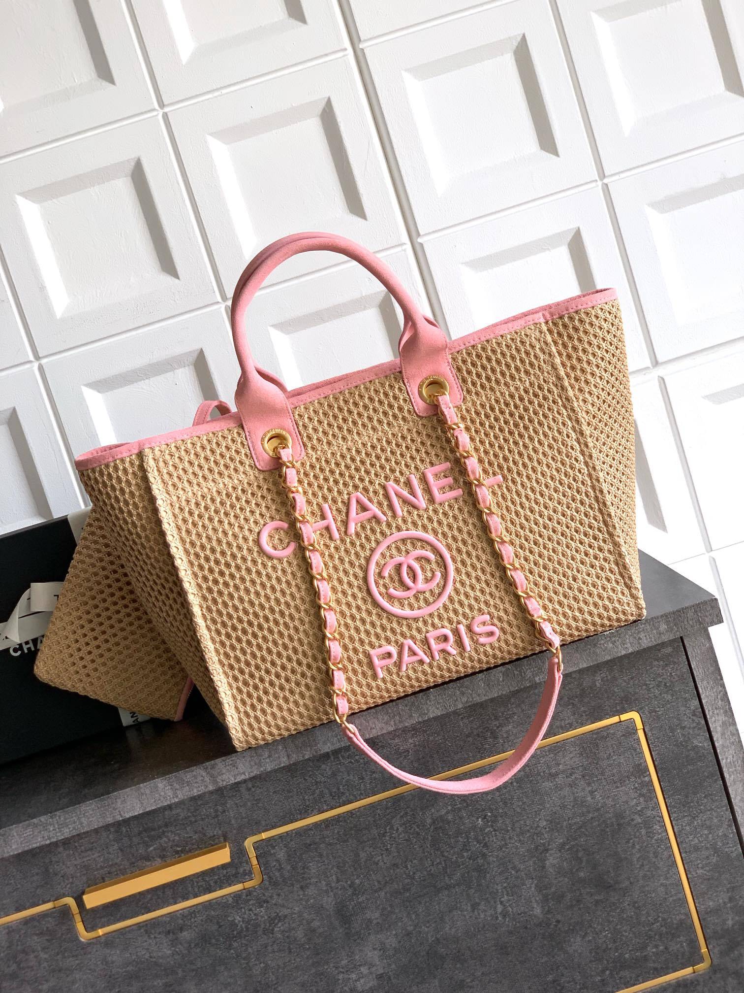Chanel 26C beach tote bag