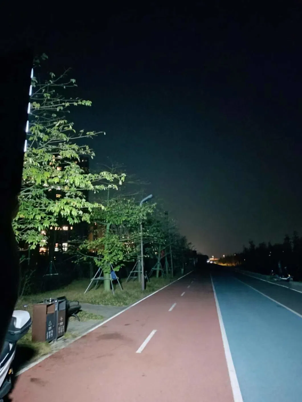 Yaye Integrated 2500W/2000W/1500W/1200W/800W/600W/400W IP66 Aluminum Outdoor All in One Solar LED Street Road Garden Light with 3 Years Warranty/Radar Sensor