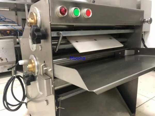 Automatic Pizza Dough Pressing Machine Bakery Pizza Pancake Bread Dough Roller 
