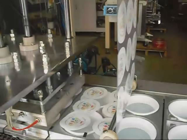 200ml Yogurt Cup Filling Sealing Machine 100ml Jelly Jam Cup Packing Machines 300ml Honey Ketchup Jam Cup Filling Packer 
