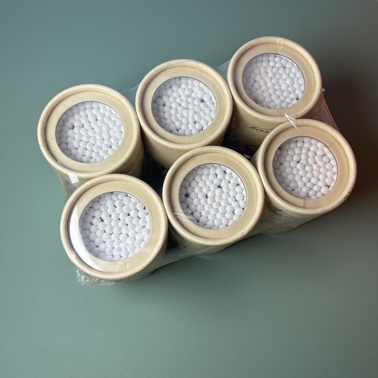 100pcs and 200 pcs bamboo cotton buds or cotton swabs 100pcs and 200 pcs bamboo cotton buds or cotton swabs 100pcs and 200 pcs bamboo cotton buds or cotton swabs