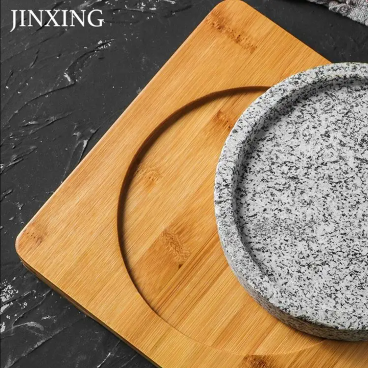 Round Volcanic Lava and Granite Natural Stone High Temper Resistance Steak Grill Stone Plate Rock