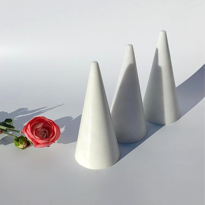  Modern Style Hand Carved Table Shelf Decor White Marble Decorative Objects Ornaments for Living Room,Bedroom,Office Desktop,Cabinets