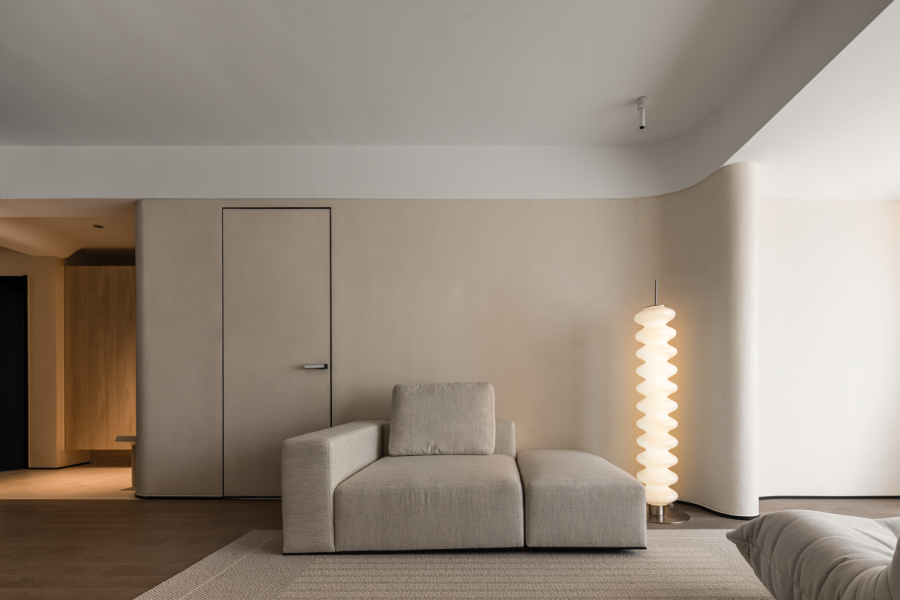 The major fire at Hong Kong's Hong Fuk Yuen hasAounded the alarm. High fire-resistant building materials have become a safety necessity.