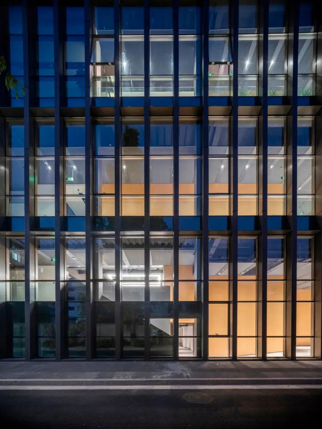 FUFINI Microcement Case Study | Beijing Aerospace Park Headquarters | Decorative Art Cement for Renovations and Revitalization 