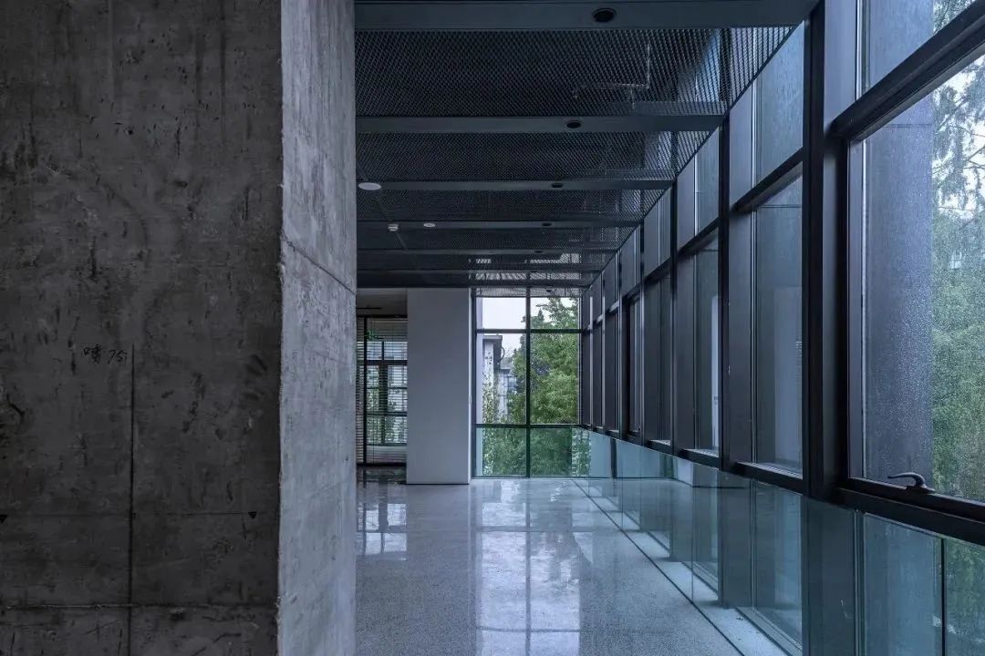 FUFINI Microcement Case Study | Beijing Aerospace Park Headquarters | Decorative Art Cement for Renovations and Revitalization 