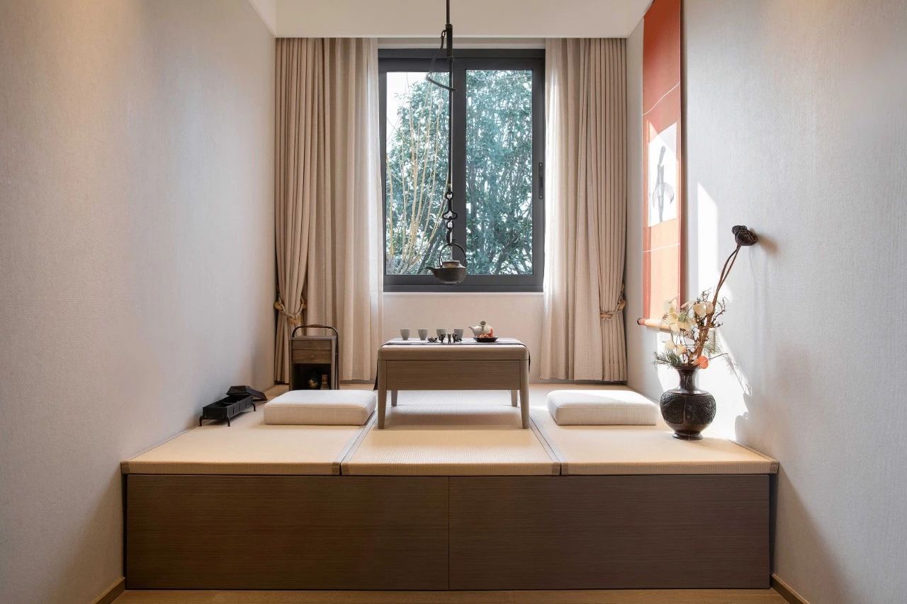 When Overseas Architectural and Interior Designers Encounter Microcement: A Textural Revolution Solving Spatial Design Pain Points 