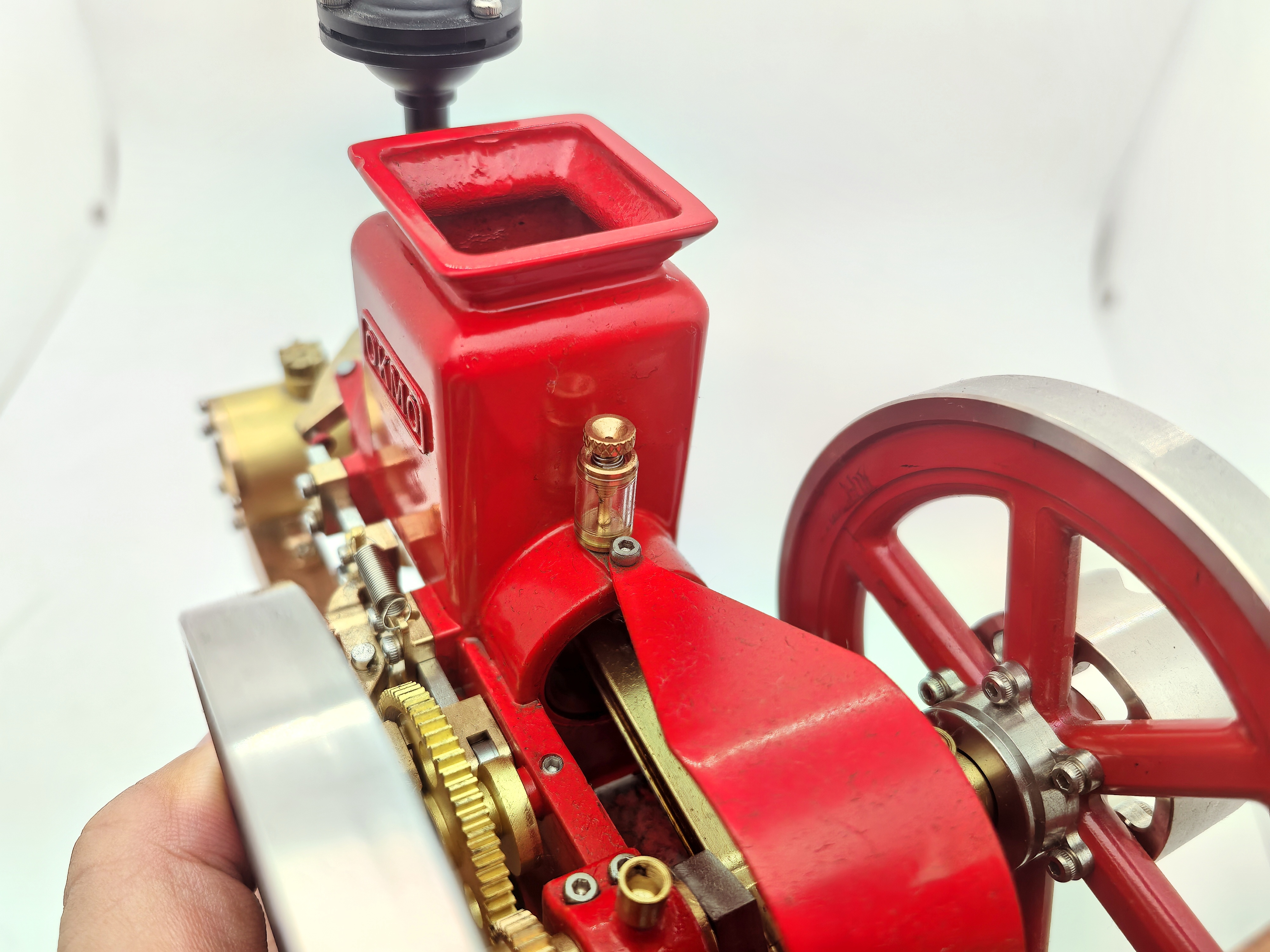 OKMO B02 Mini Hit & Miss Engine Kit — Full Metal DIY Model | OKMOMODEL OKMO B02 Mini Hit & Miss Engine 