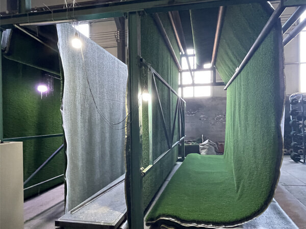 Landscape Synthetic Grass for Winter | Durable, Evergreen, Low-Maintenance Turf