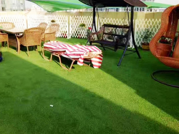 How to Prepare Base for Synthetic Grass Turf?