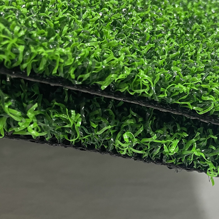 golf putting turf