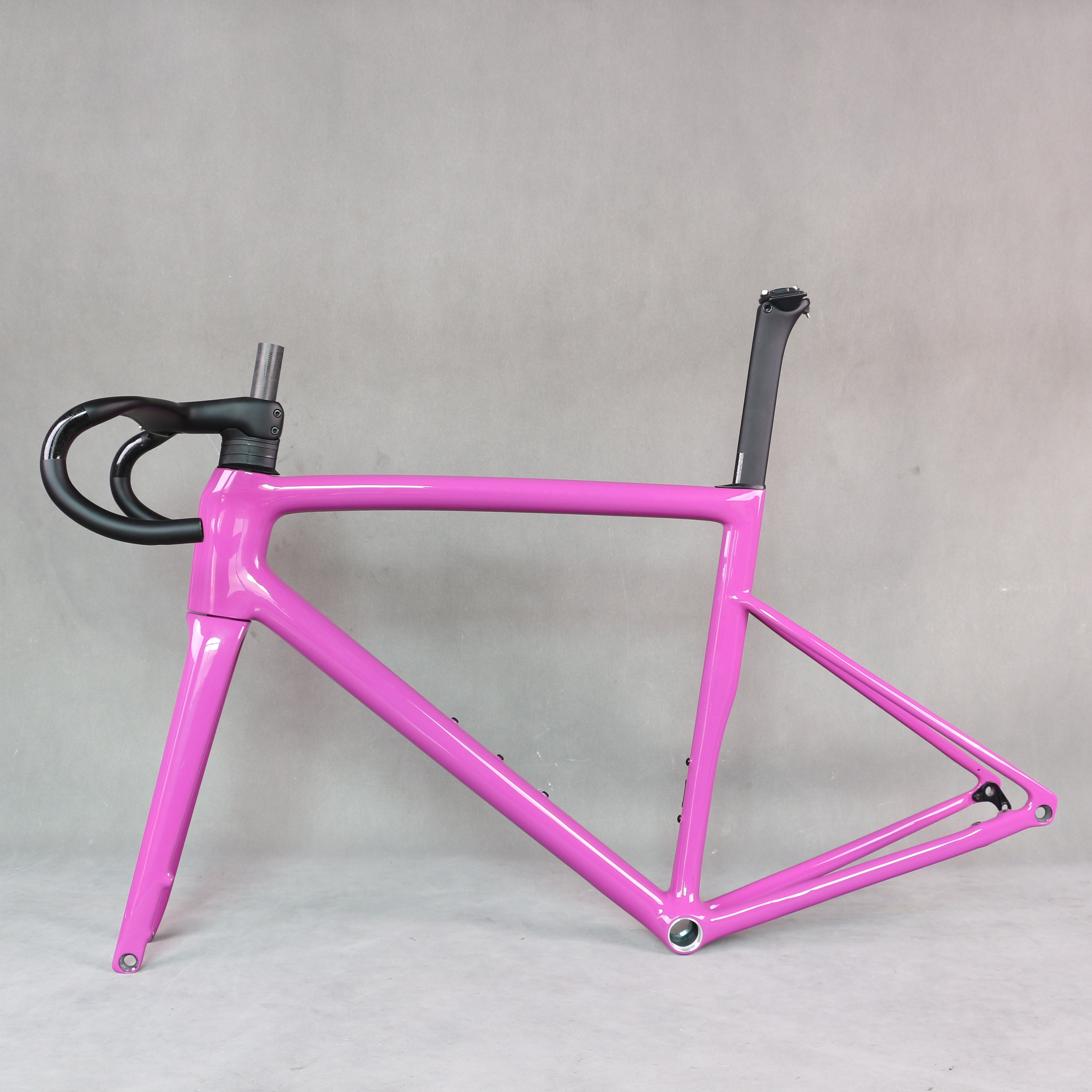 Superlight carbon frame 836g Disc Road Bike Frame TT-X68 BSA