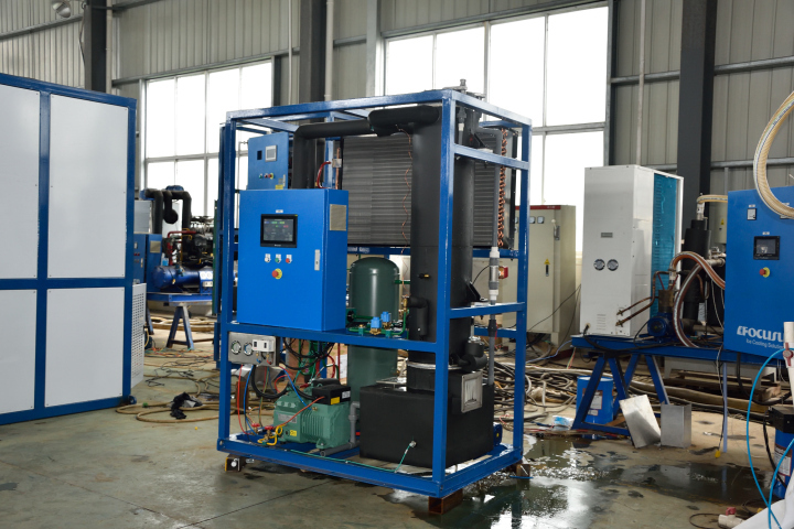 Tube Ice Machine- 5,000 KGS/24H ( 11,000 POUNDS/D) 5000KG/24HOURS Tube ice machine for liquor stores and restaurants discounted tube ice making maker,low price tube ice machine,China ice machine,tube ice plant,ice tube plant,advanced ice tube machine,tube ice maker machine for industrial use,tube ice machine with large capacity,ice tube machine for hospitality,durable ice tube equipment,commercial ice tube maker,high efficiency ice tube machine,tube ice production machinery,tube cube ice processing unit,reliable tube ice maker,high output ice tube machine