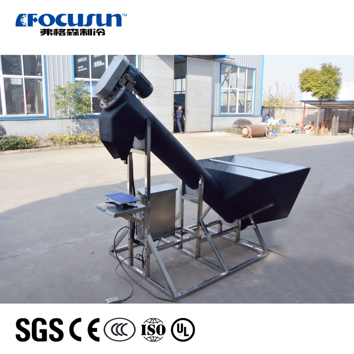 Focusun semi- automatic design ice package machine foot pedal Focusun semi- automatic design ice package machine foot pedal Ice bagging machine,Ice pack machine,Ice packaging machinery,Ice package production,Ice packaging process,Ice filling and sealing,Ice packaging equipment,Ice Packing machine,Ice bagging solutions,Ice packaging automation,Ice pack production machine