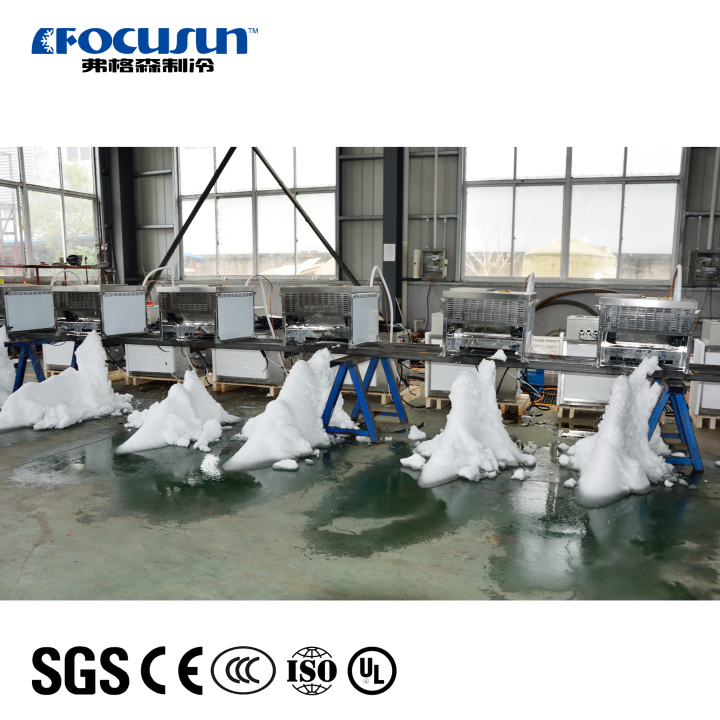 Indoor Snow Making Machine FAS-1300g capacity 600 kilos per 24 hours Focusun High quality Indoor Snow Making Machine Snowfalling Maker,snow making machine,Snow Falling Apparatus,Snow Generator for TV Shows,Artificial Snow Making Machine,Snow Machine for Theatres,Snow Effect Machine for Exhibitions,Focusun Snowfall Equipment