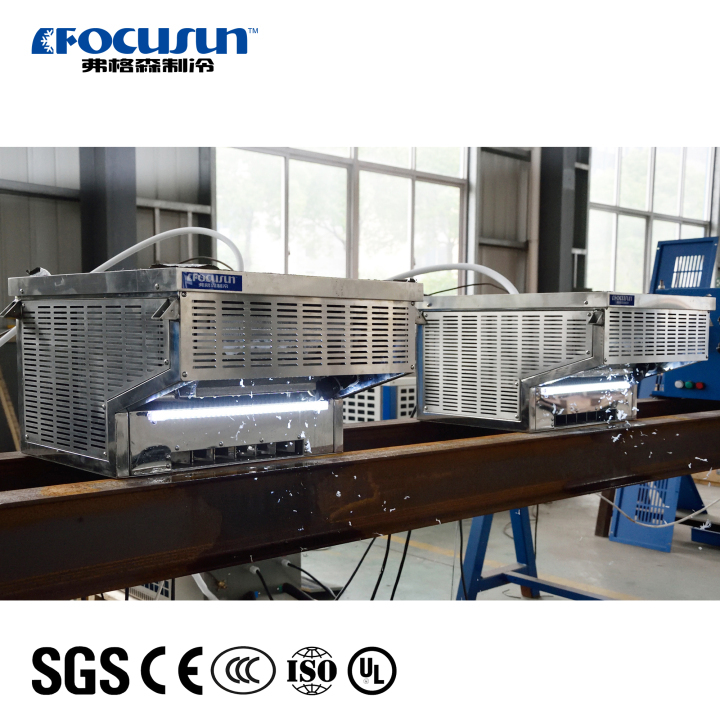 Indoor Snow Making Machine FAS-650g capacity 300 kilos per 24 hours Indoor Snow Making Machine FAS-650g capacity 300 kilos per 24 hours Snowfall Machine,Snow Falling Device,Snow Effect Generator,Snow Creation Machine,Snow Maker for Restaurants,Snowfall System,Focusun Snowfall Machine for Entertainment