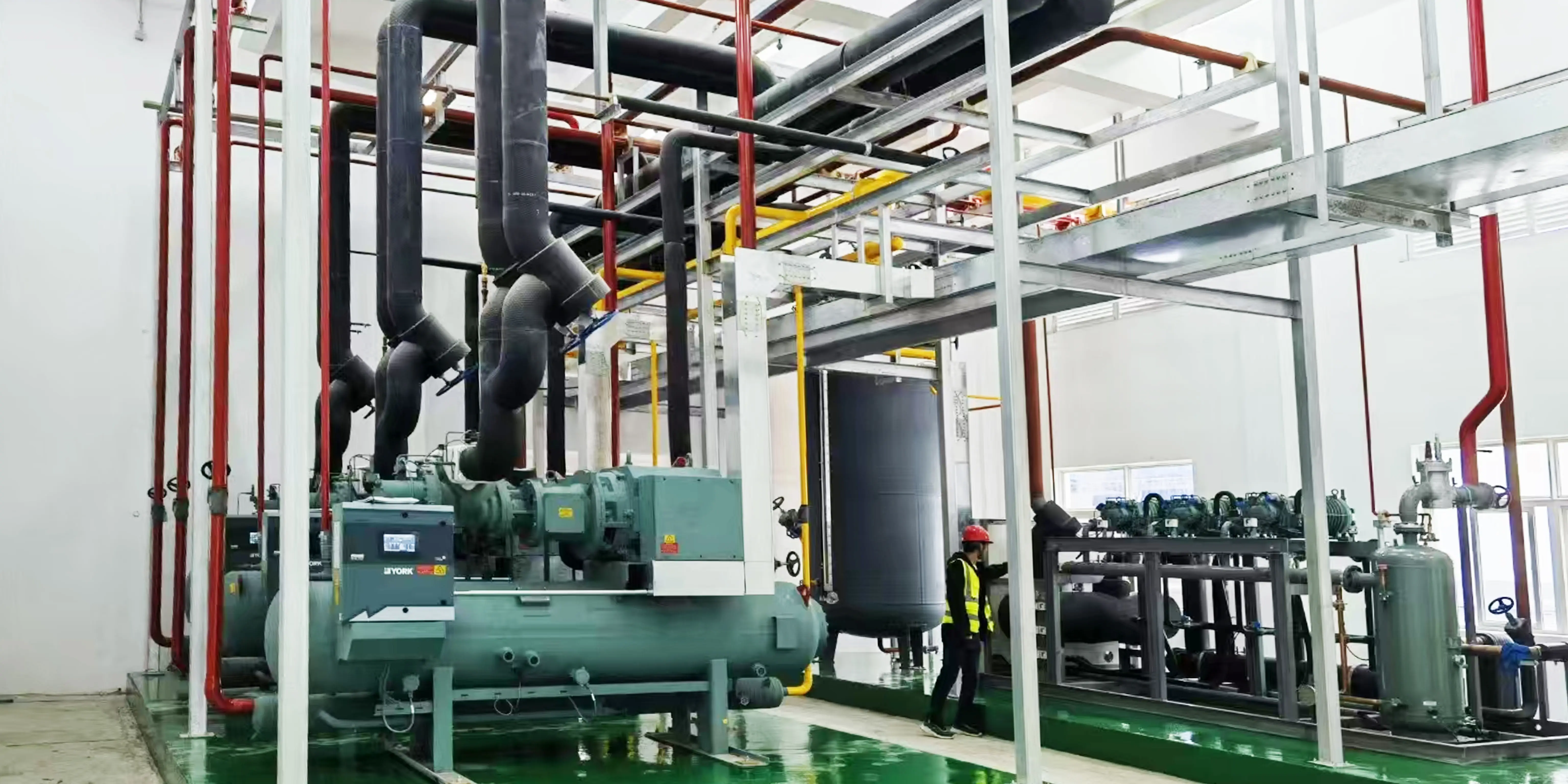 FOCUSUN Low-Temperature Chiller Unit