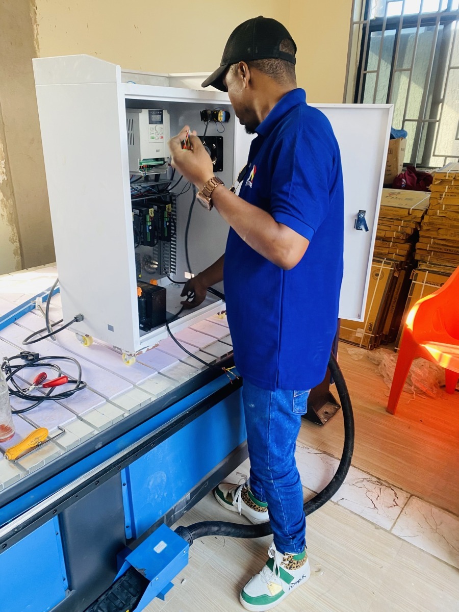 New CNC1325 engraving machine installation!!!