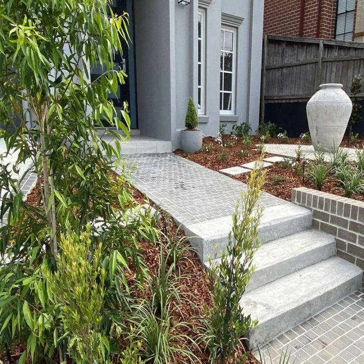 Blackbrook Slate Cobblestone Pavers on Mesh Backing