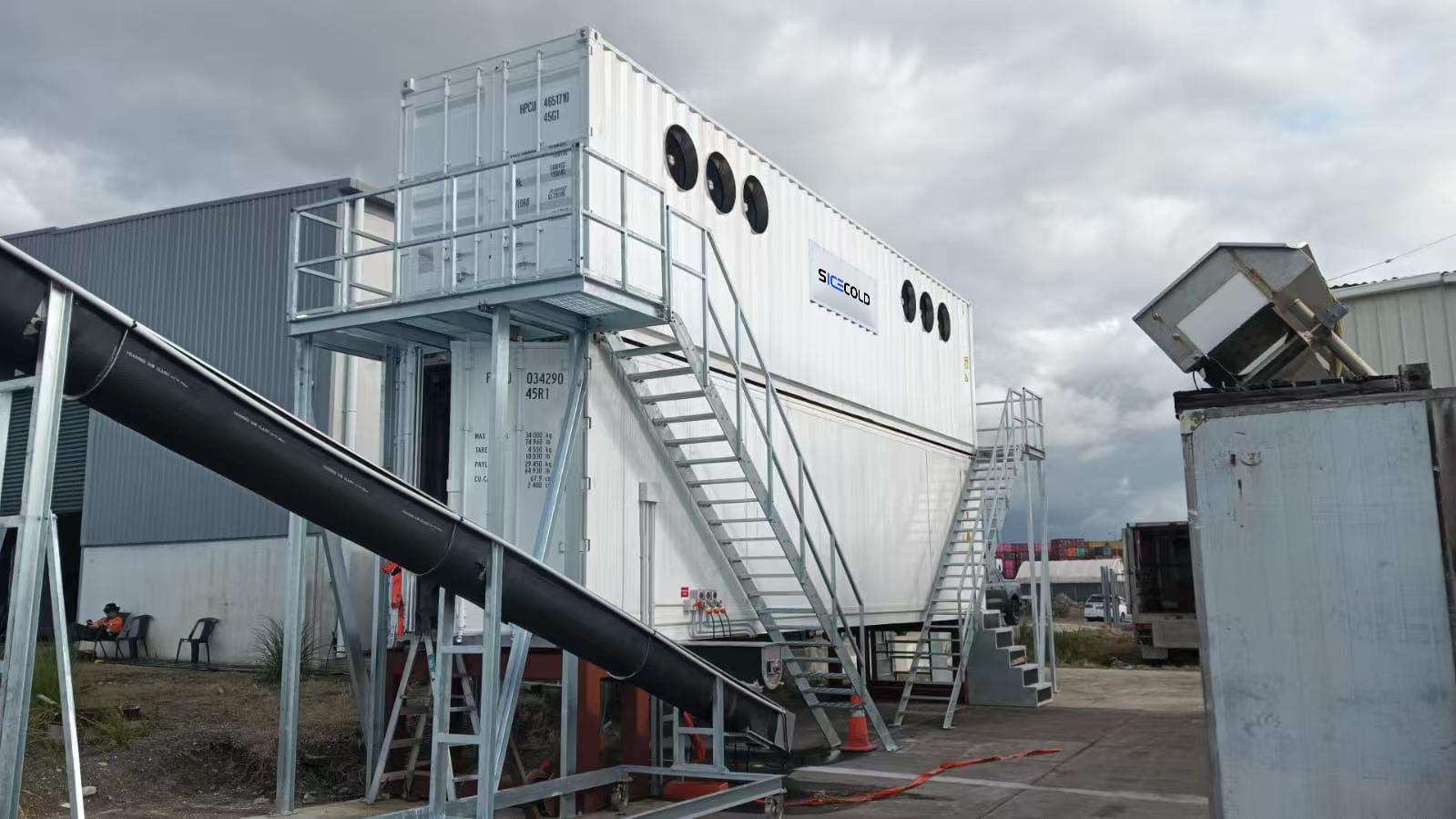 Fishing Harbor. Containerized flake ice plan with Auto Storage Silo & Delivery system 