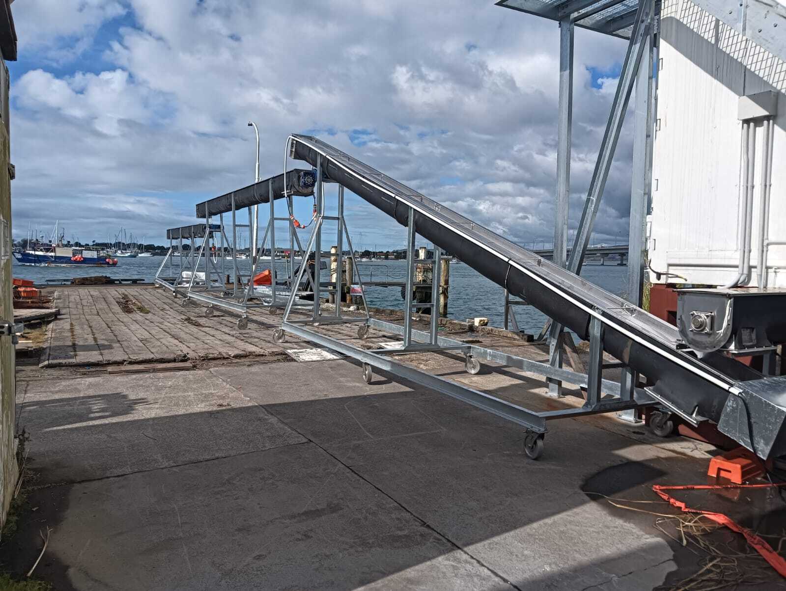 Fishing Harbor. Containerized flake ice plan with Auto Storage Silo & Delivery system 