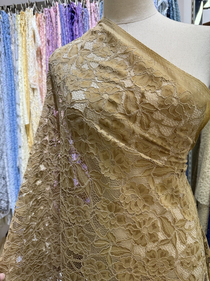 Graceful Floral and Leaf Pattern with Gord Thread Lace Fabric  L1320-1  lace,fashion fabric