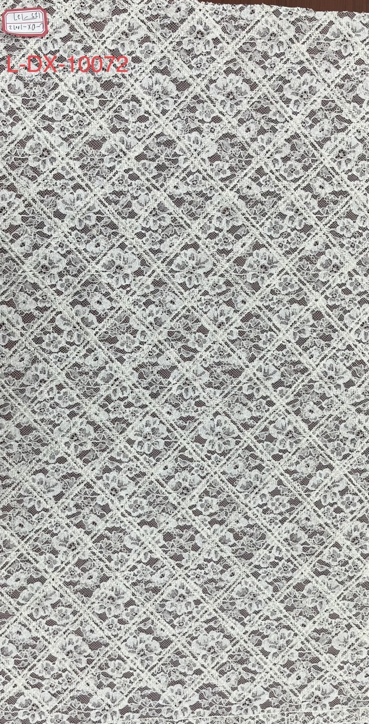 Elegant White Flower Pattern  Lace Fabric L-DX-10072  