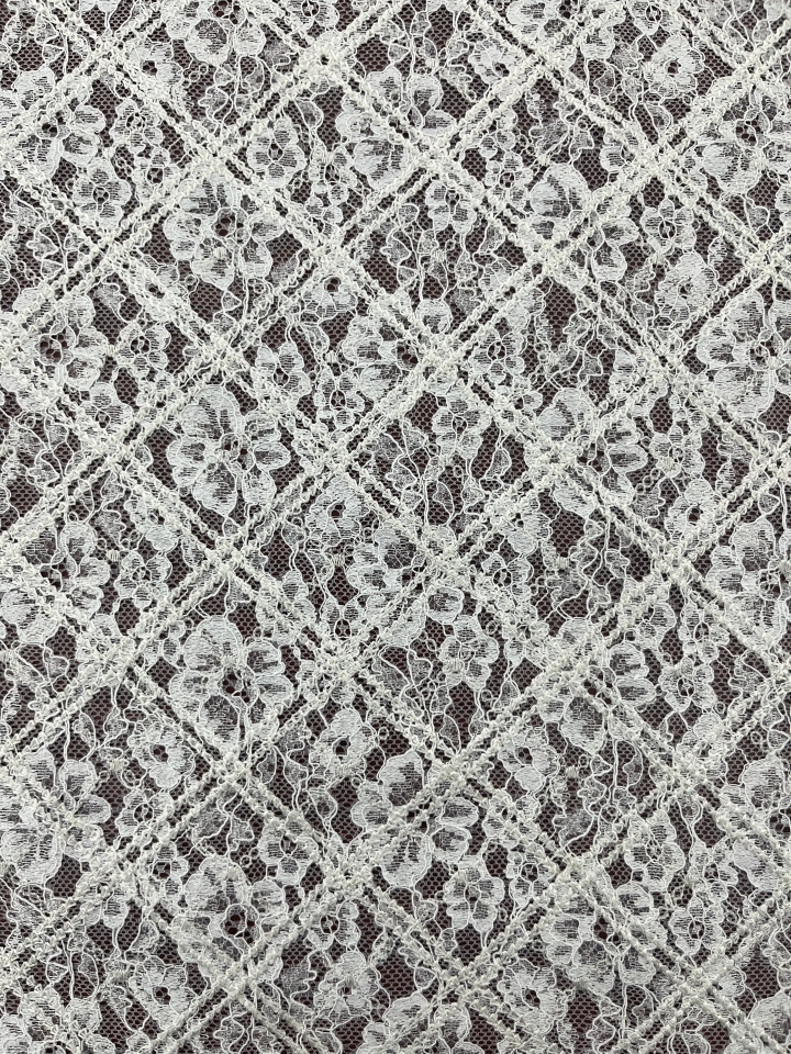 Elegant White Flower Pattern  Lace Fabric L-DX-10072  