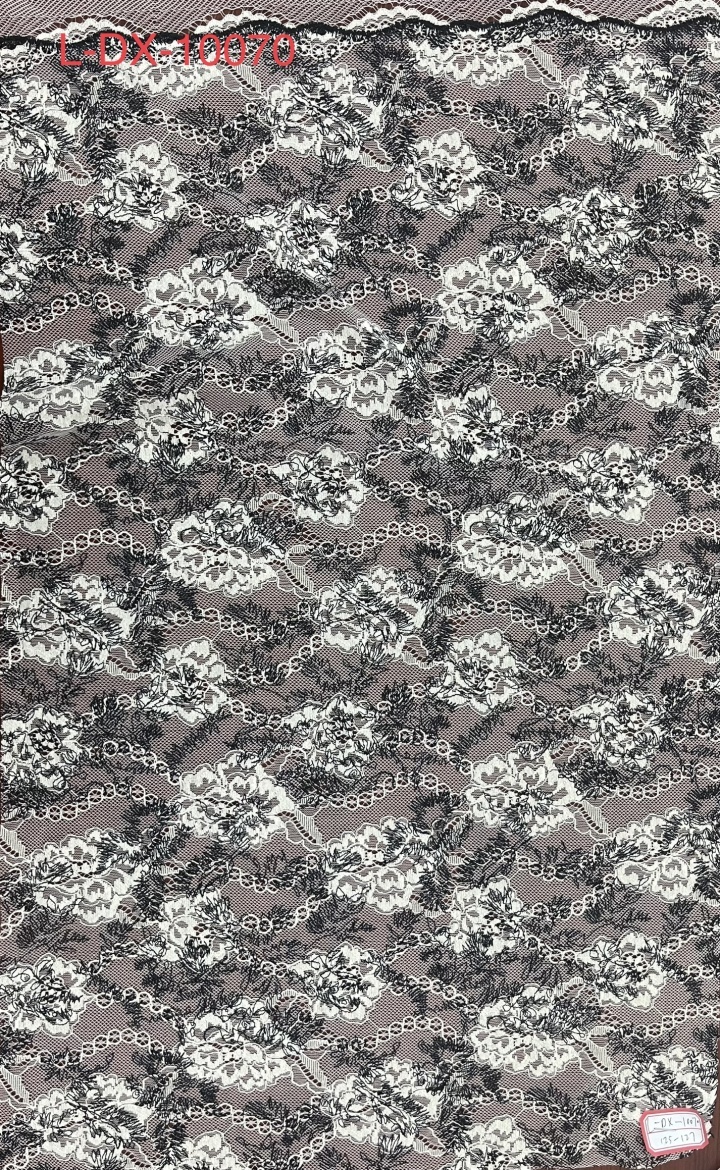 Elegant design Pattern Lace Fabric   L-DX-10070  