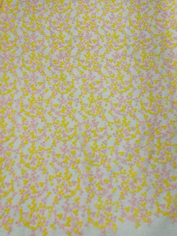 Beautifully combined with simple yellow and pink flowers Fabric Plain Embroidery HKP5277