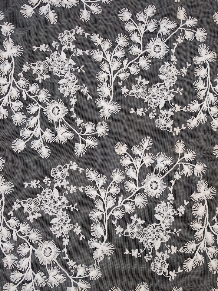Elegant White Flower Pattern With Plain Embroidery HKP10275  sequins embroidery factory