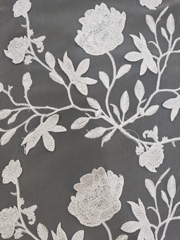 Loop White Flower Pattern With Applique Embroidery HKP10286  sequins embroidery factory
