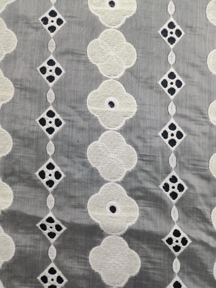 White Feather Yarn With Lace Embroidery HKP10220  sequins embroidery factory