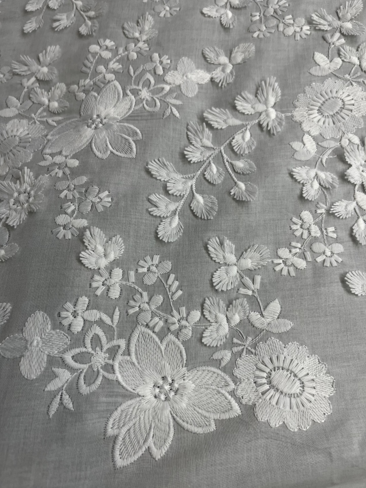 New Style Beatuficul Cotton Wholesale Plain Embroidery Florals Fabric Breathable Soft Durable Textile HKP6196  sequins embroidery factory