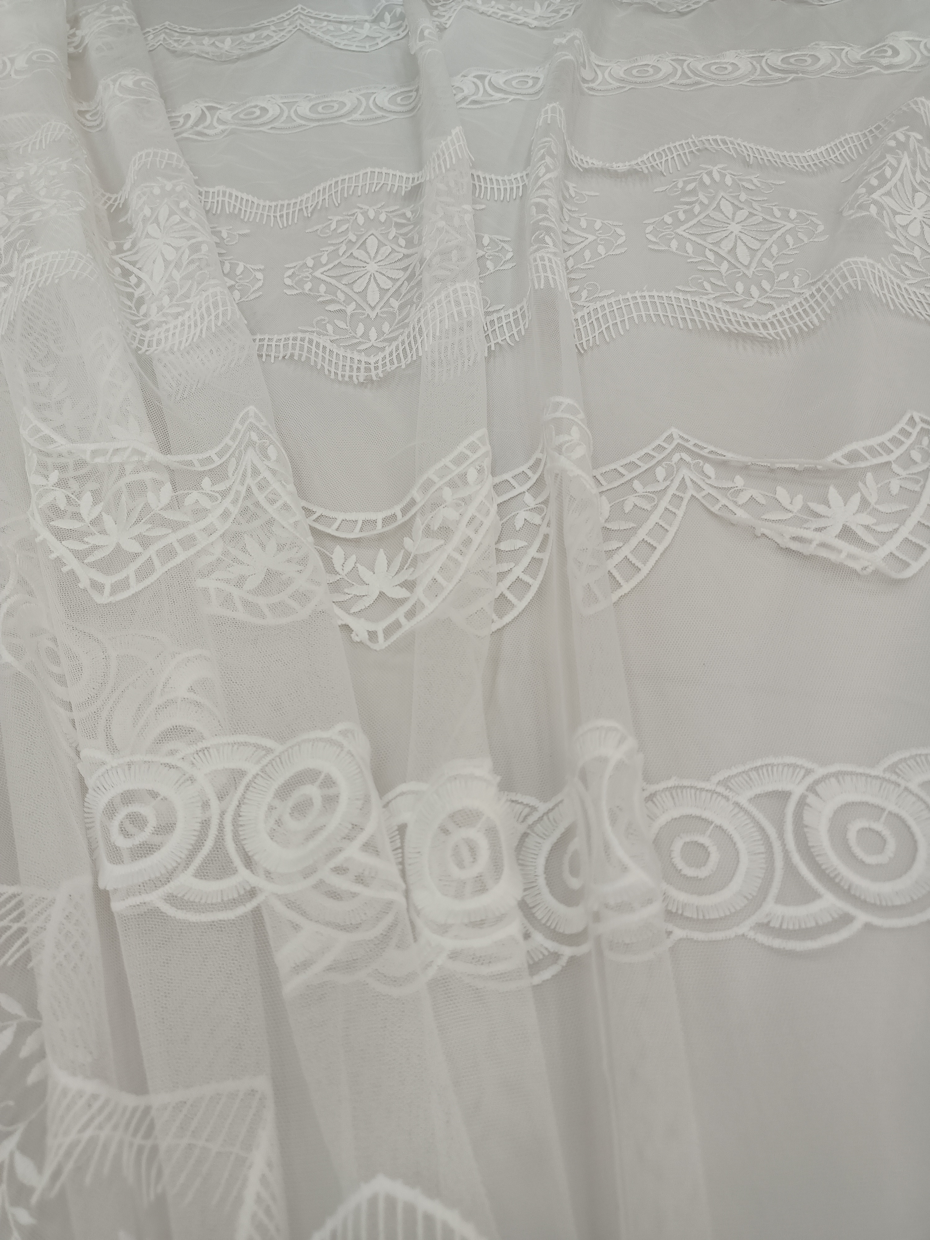 Simplicity White 3D Flower Plain Embroidery  HKP11201---W501  