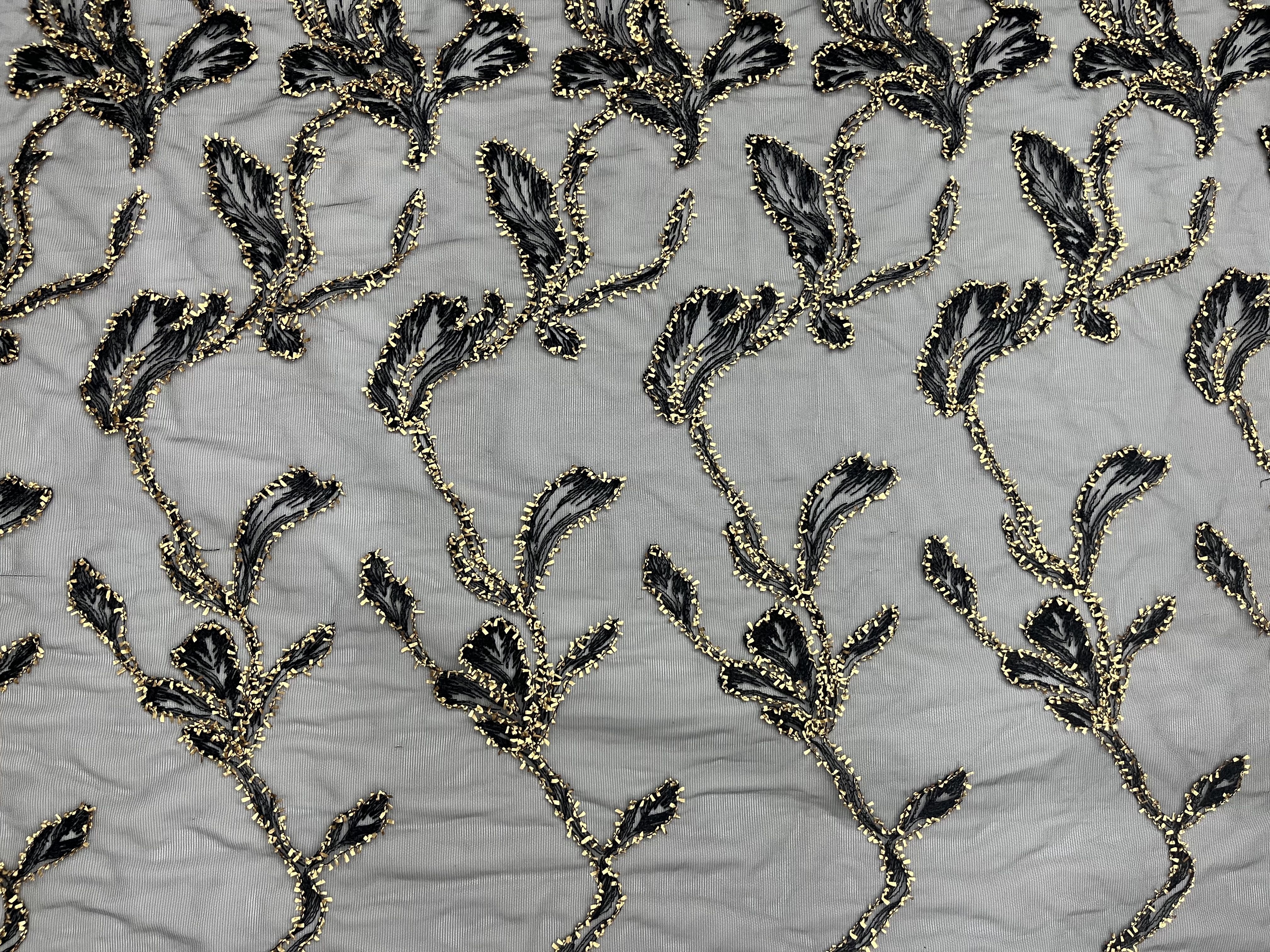 Funky Leaves Pattern Plain Embroidery HKP10020-R401  