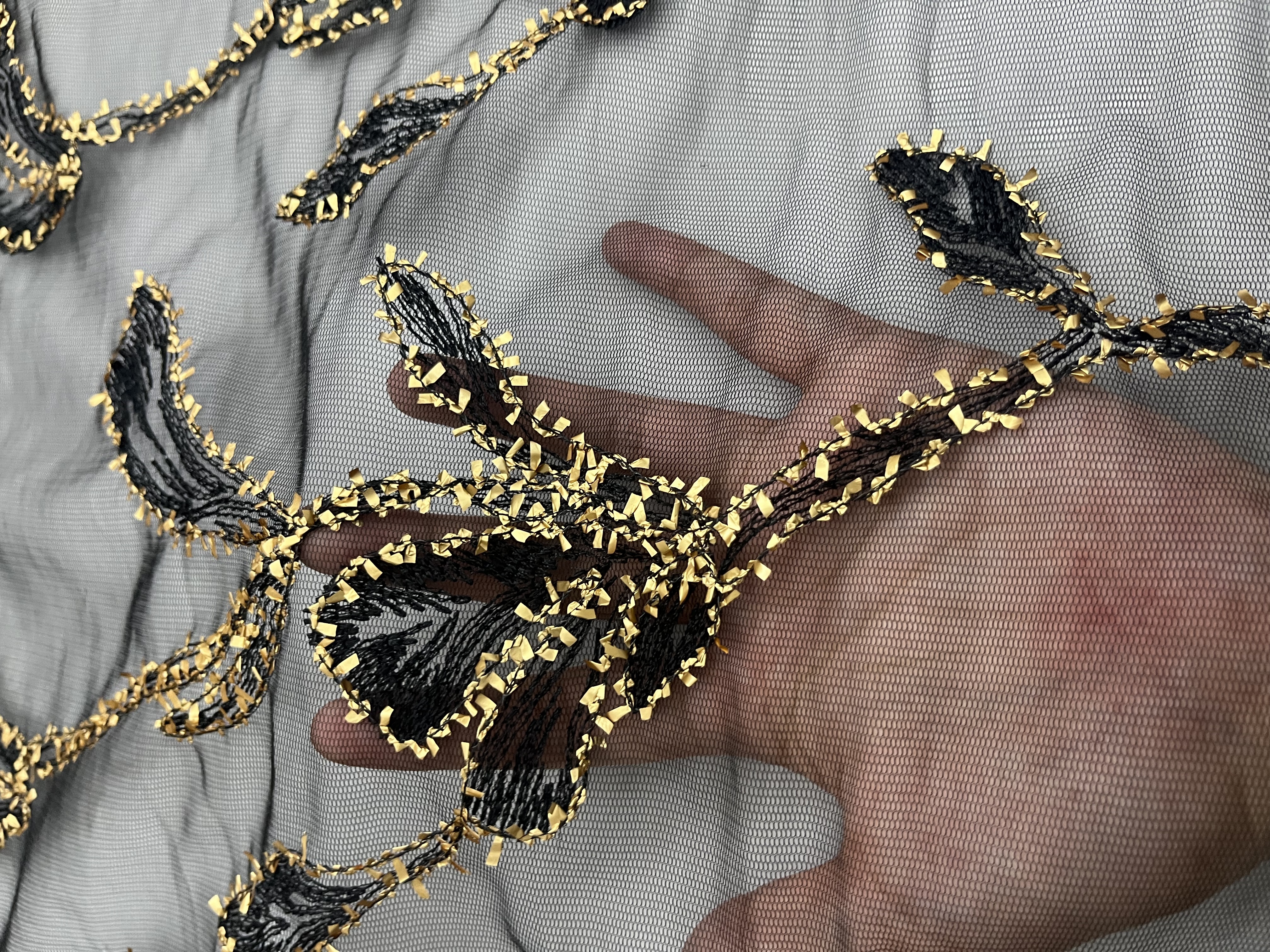 Funky Leaves Pattern Plain Embroidery HKP10020-R401  