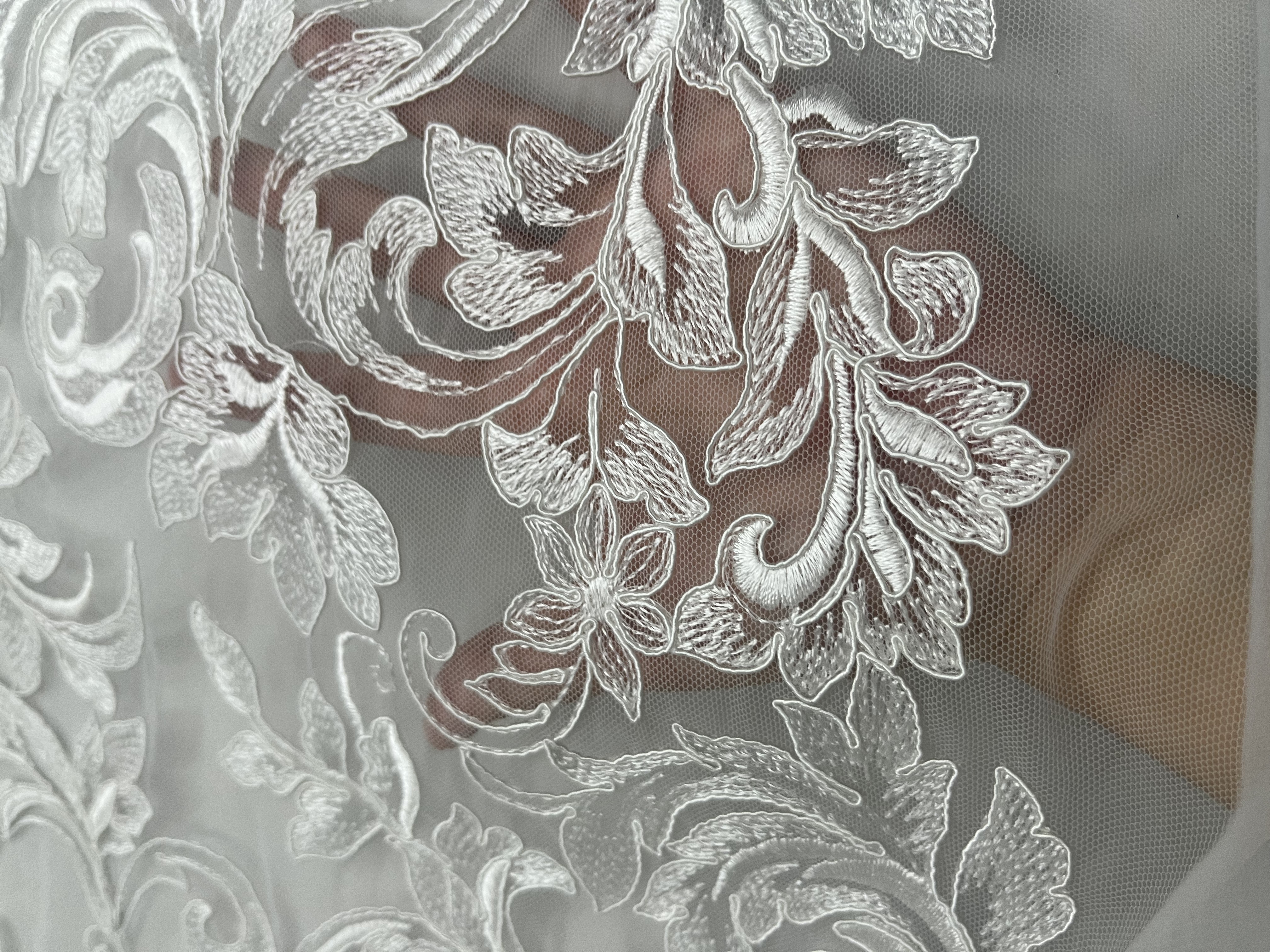 Classic White Flowers and leaves Pattern with Cord Plain Embroidery HKP10023-W501  