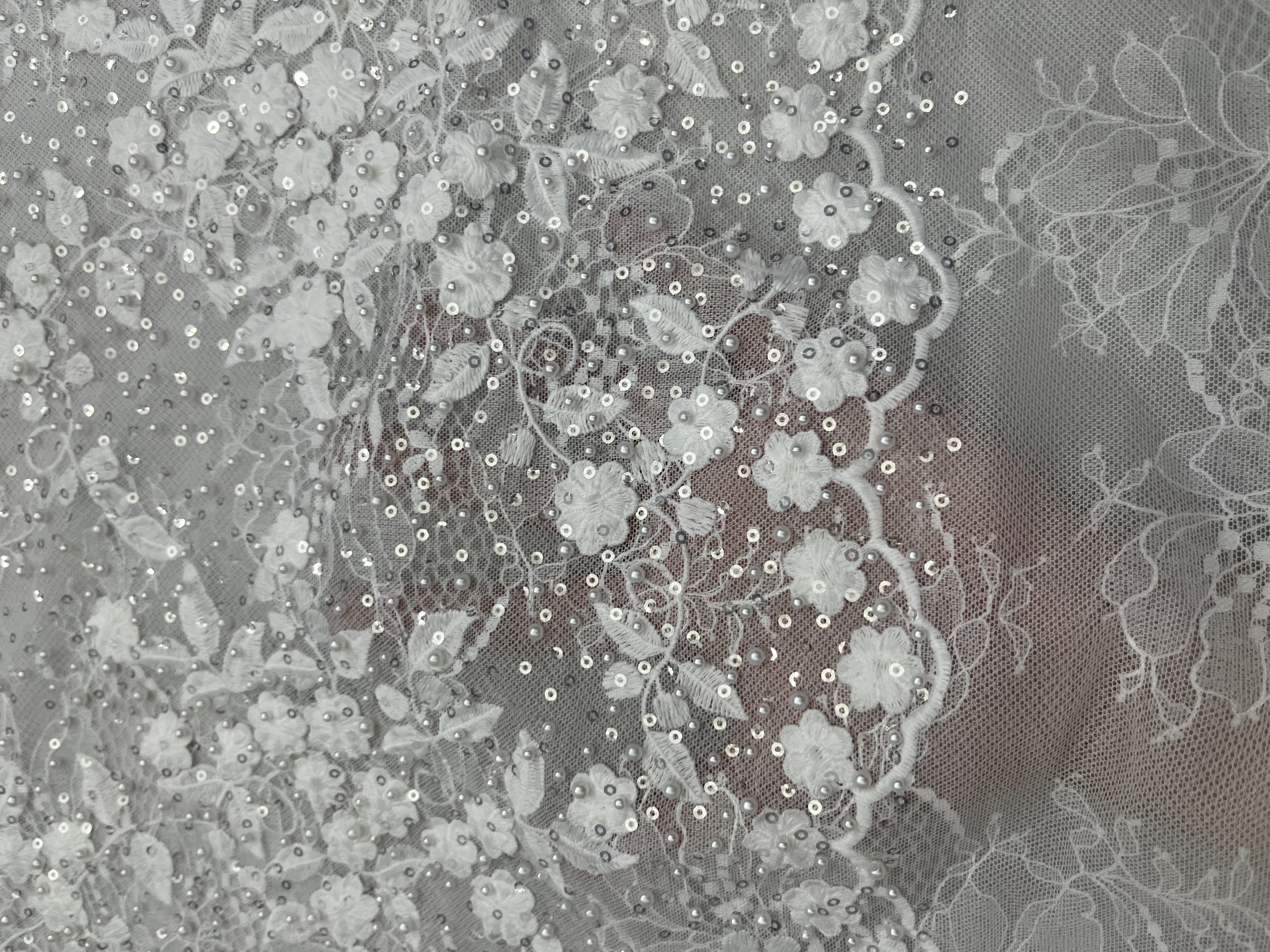 New Trending Fashion with sequins  white Lace Fabric  L-EX-10050  