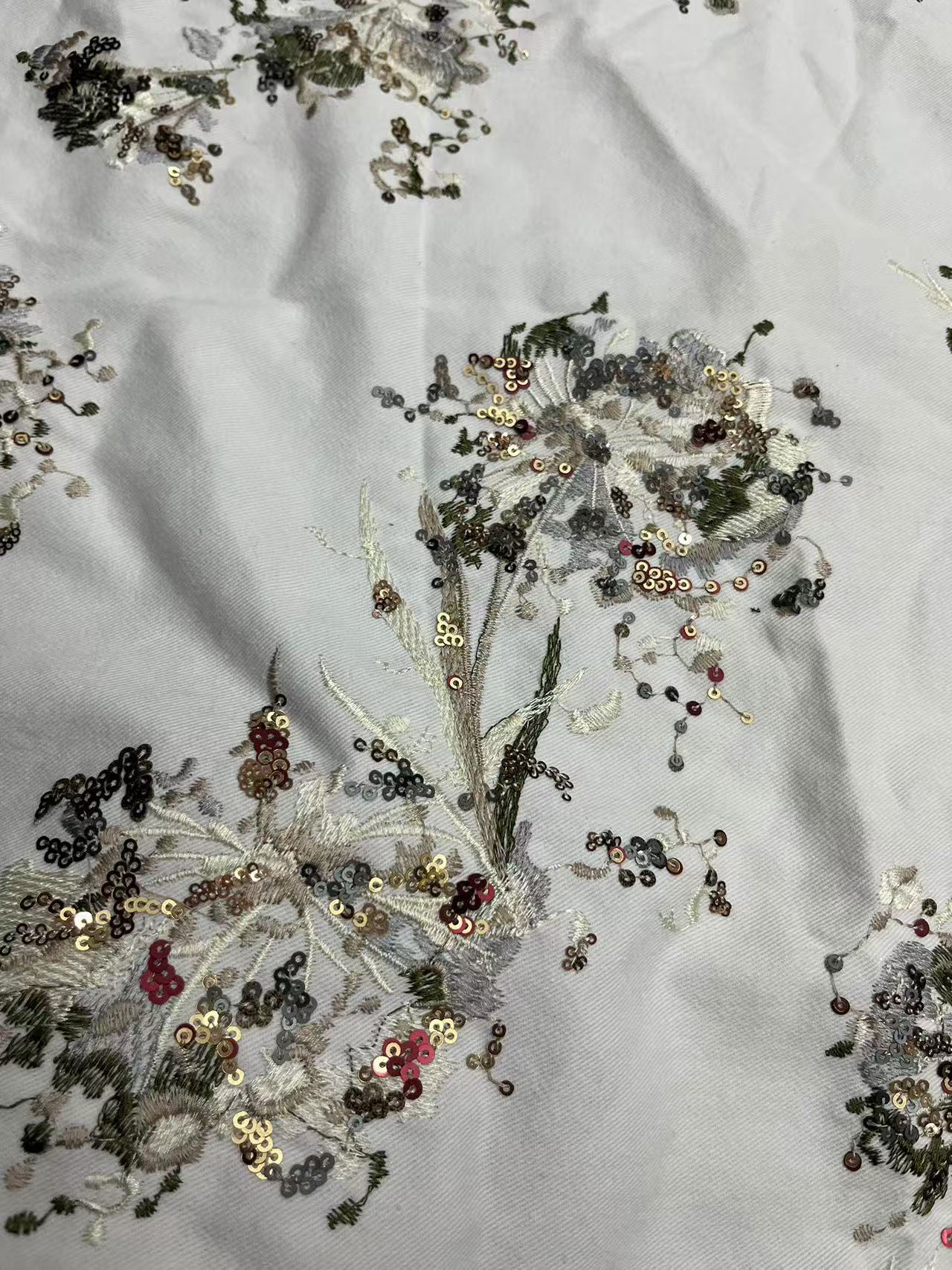 New Styles Fashion Multi-colored Sequins Embroidery Fabric HKZ10132  new styles embroidery fabric,sequins embroidery