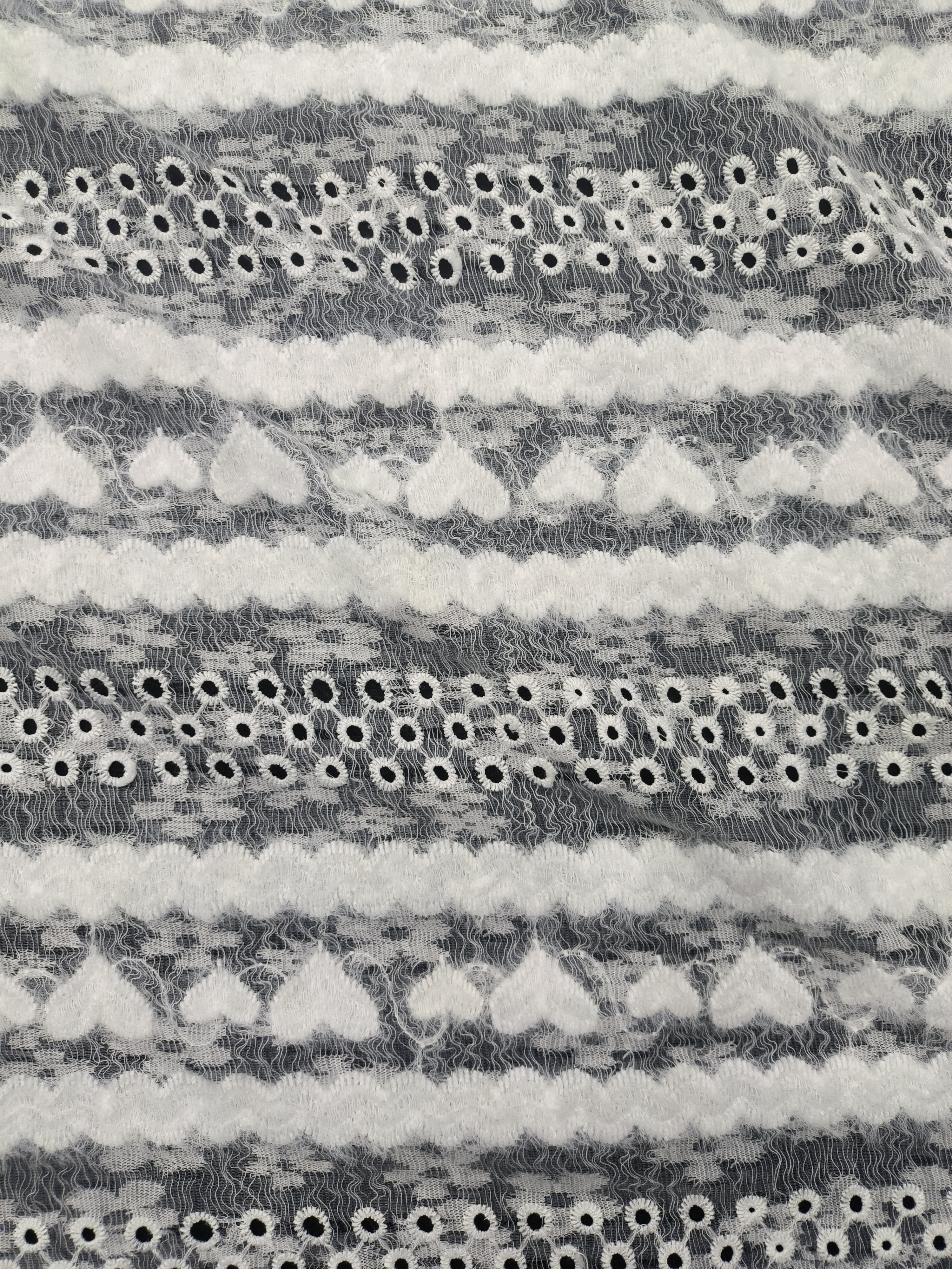 White Horizontal Heart-shaped Pattern Feather Yarn With Lace Embroidery HKP10214  sequins embroidery factory