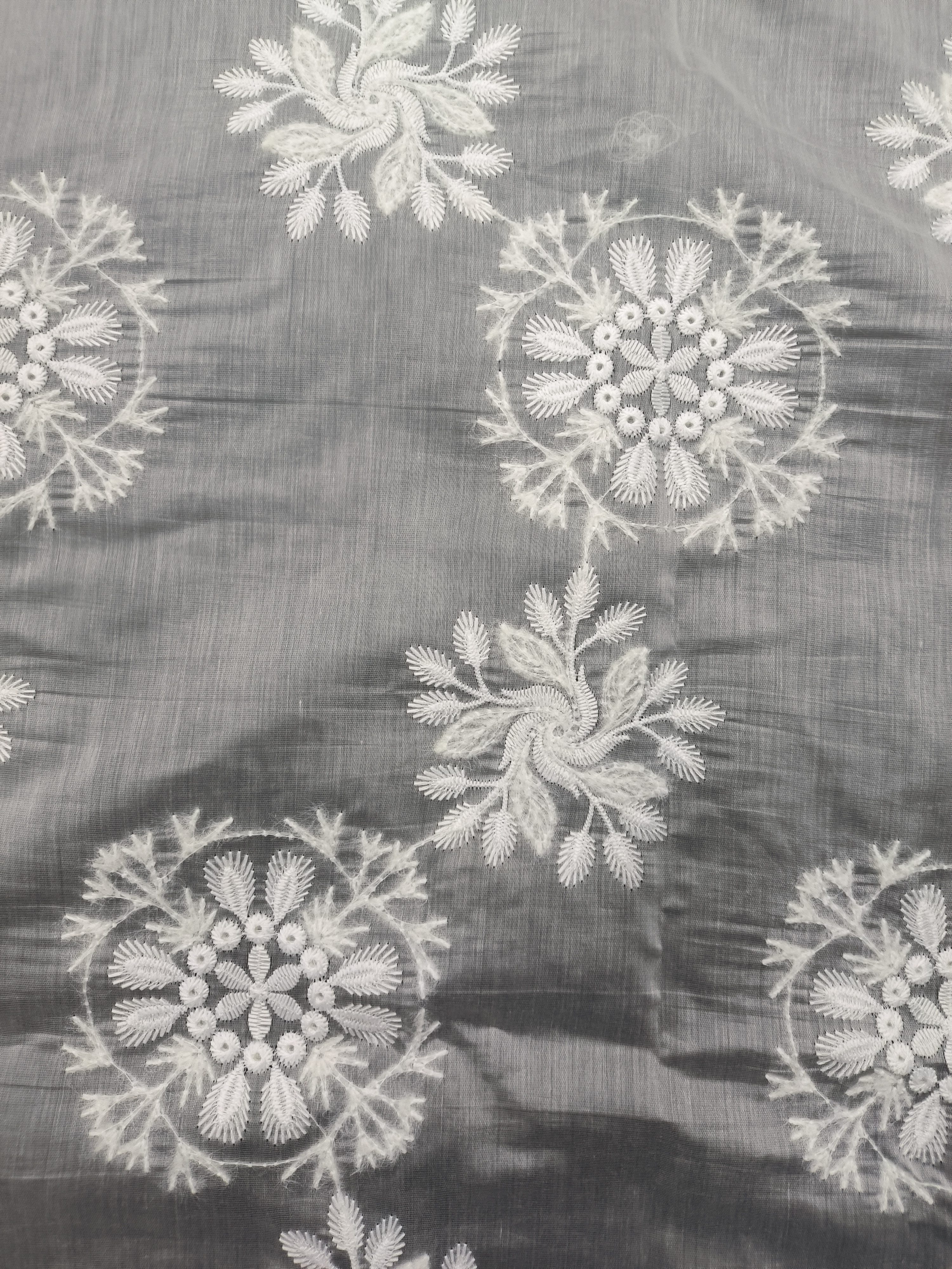 White Feather Yarn With Lace Embroidery HKP10218  sequins embroidery factory