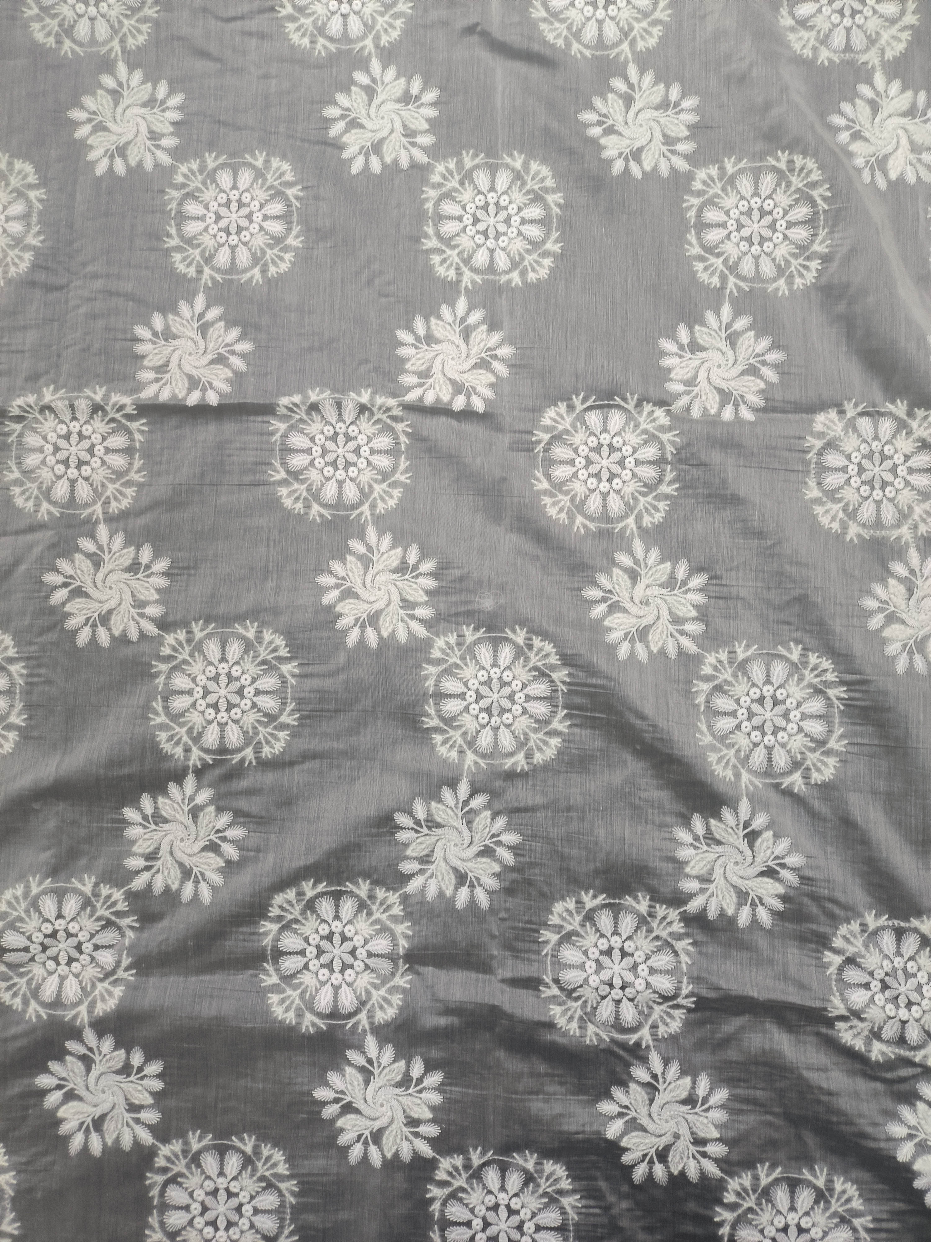 White Feather Yarn With Lace Embroidery HKP10218  sequins embroidery factory