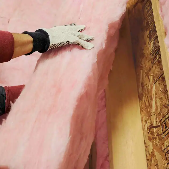 BOYOU good price with R1.3 R2 R2.5 R3 R4 R7 R13 R19 R30 Pink tech Pink/yellow color fiberglass glass wool roll blanket felt batt  