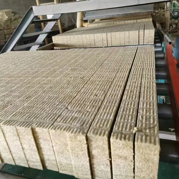 OEM 15-25mm thickness 50-200kg thermal insulation rock wool slab  
