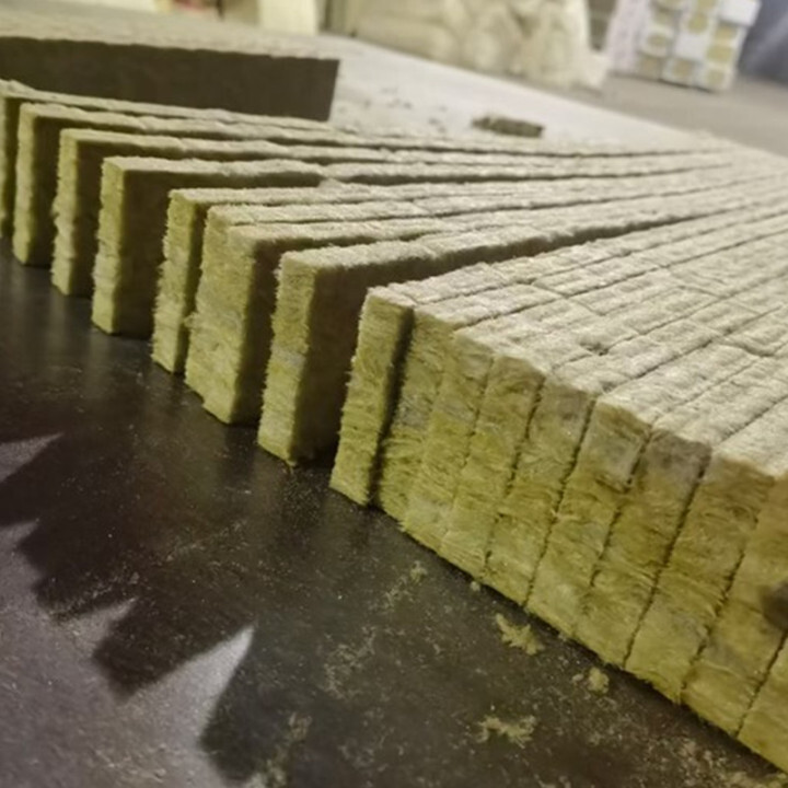 OEM 15-25mm thickness 50-200kg thermal insulation rock wool slab  