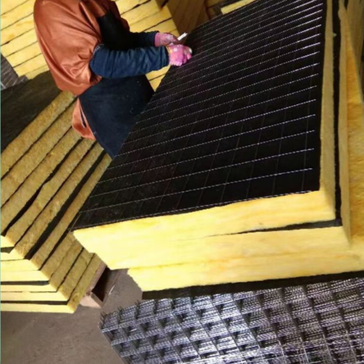 OEM fireproof waterproof metal building insulation 1000mm width 48kg/m3 64kg/m3 100mm metal sandwich panel glass wool board  
