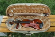 1 pcs Advance 4/4 Violin Case D Shape Portable Carry Bag Adjustable Shoulder Straps with 2 Bows Holders