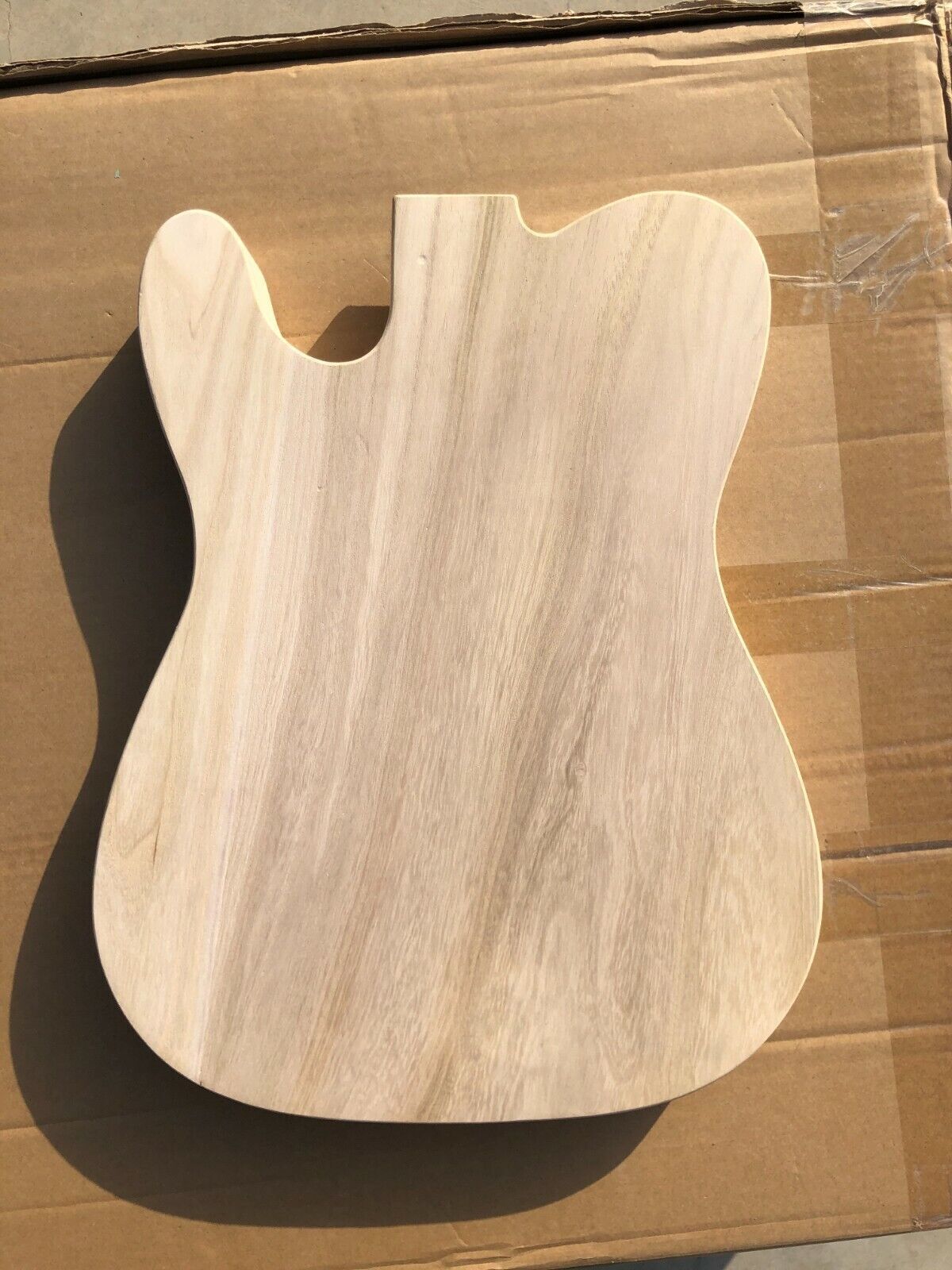 DIY Onvoltooide Gitaar Body DIY Onvoltooide Elektrische Vervanging Paulownia