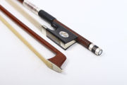 4/4 Violin Bow Brazilwood stick violin bows Natural Bow Hair Ebony Frog Advance